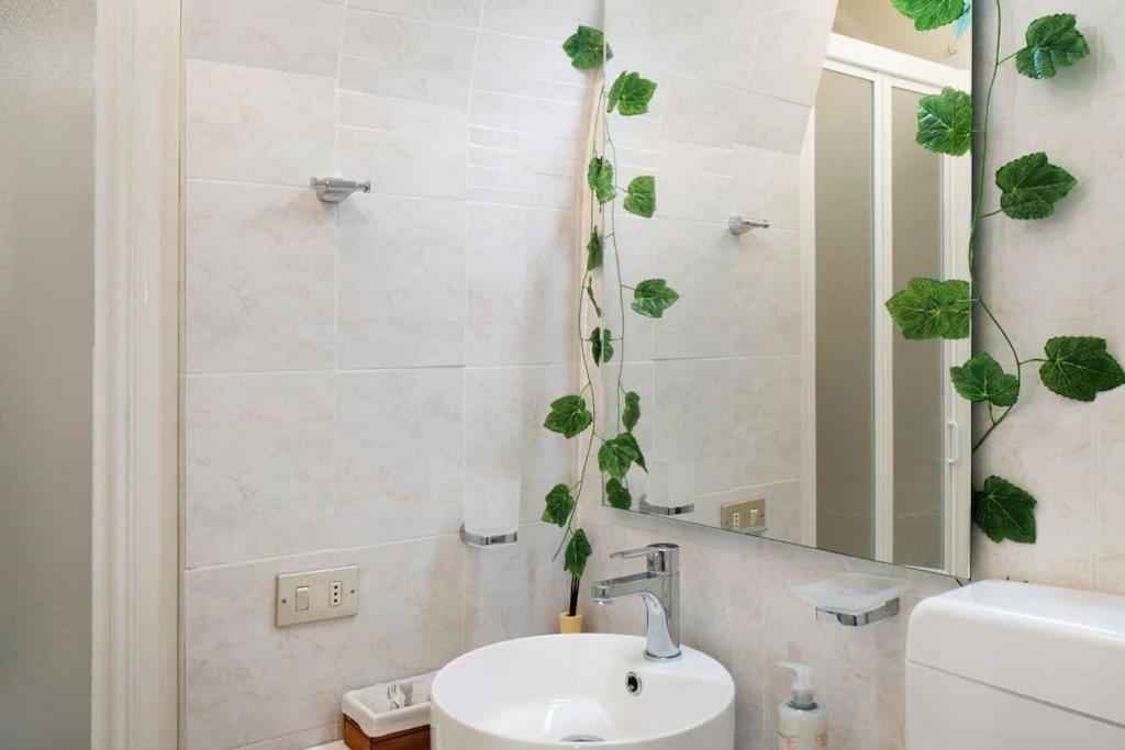 Apartamento Casa Della Nonna Teresa Bordighera Exterior foto